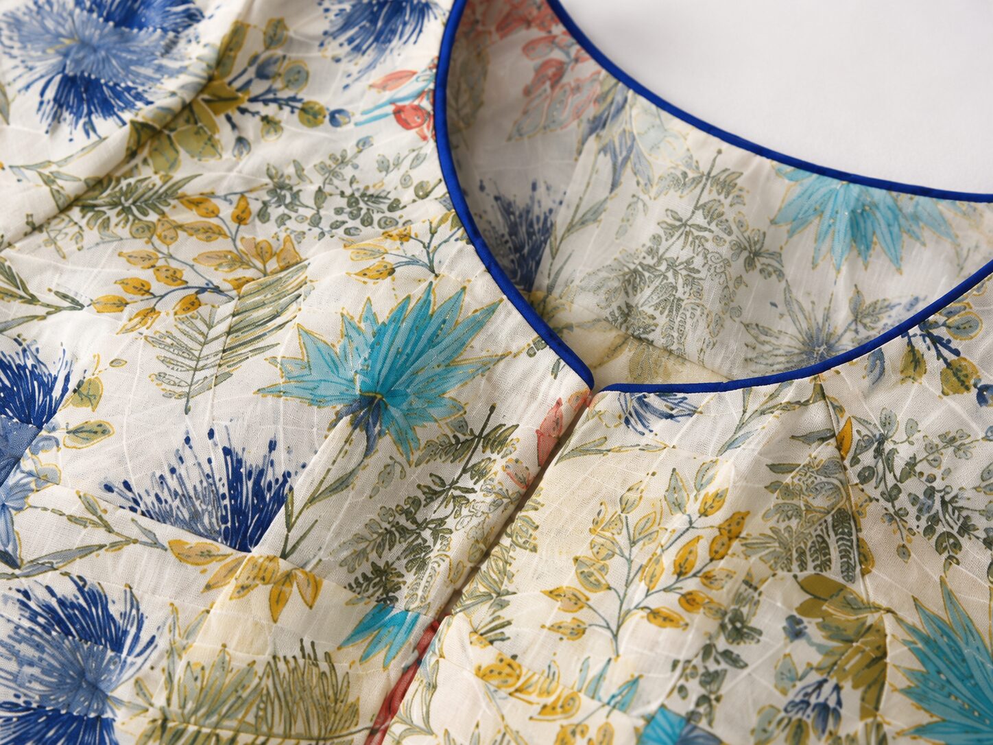 Cream Cotton Floral Blouse with Blue Piping - Image 3