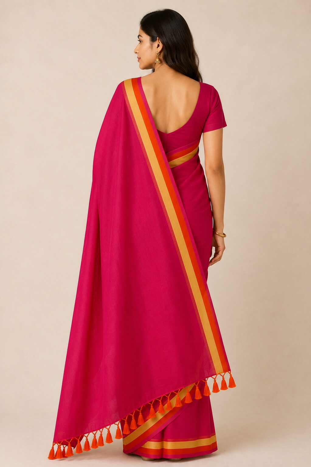Magenta Mul Cotton Saree with Buti Motifs & Tassel Pallu - Image 4