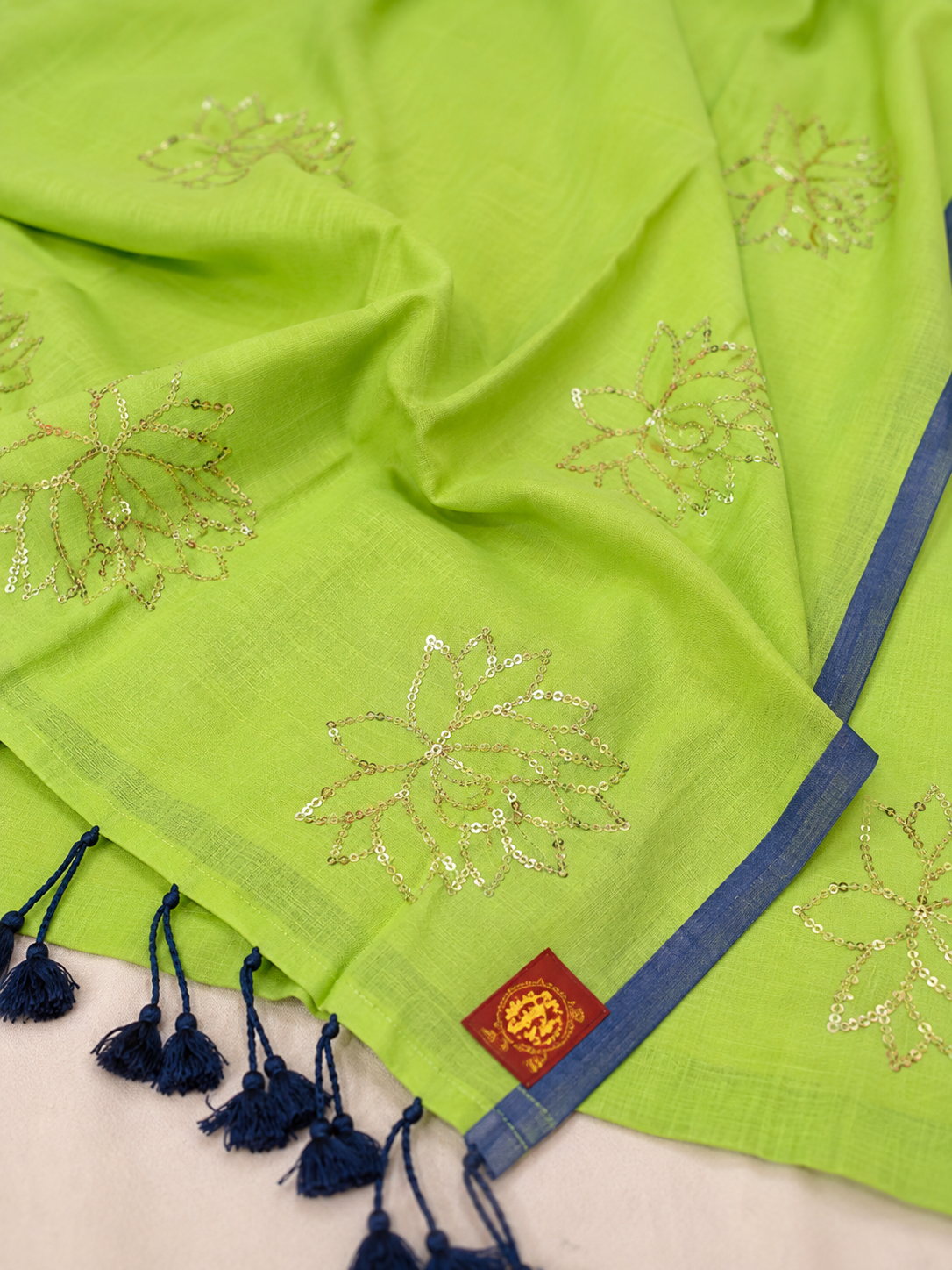 Lime Bloom — Green Mul Cotton Saree with Blue Border - Image 3