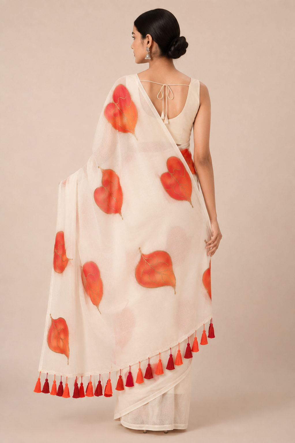 Autumn Leaves — Ivory Mul Cotton Saree with Orange Leaf Motifs - Image 4